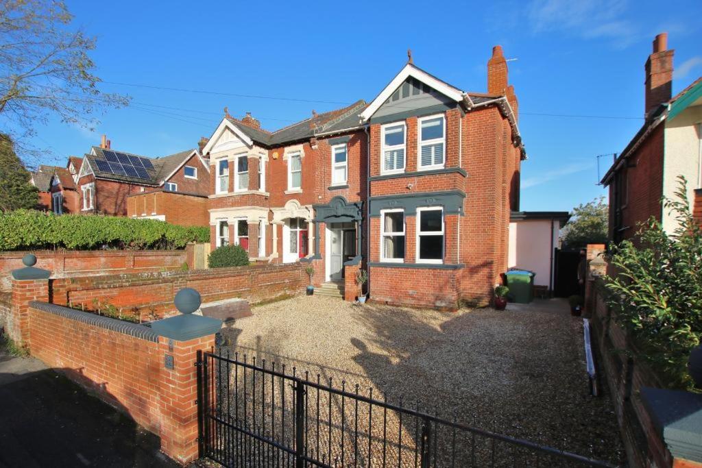 The House - Southampton Vila Exterior foto
